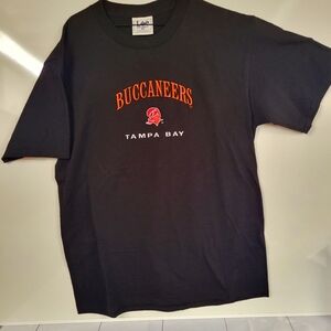 Tampa Bay Buccaneers Lee Sport Embroidered Logo NFL Tee Black Men’s Bucco Bruce